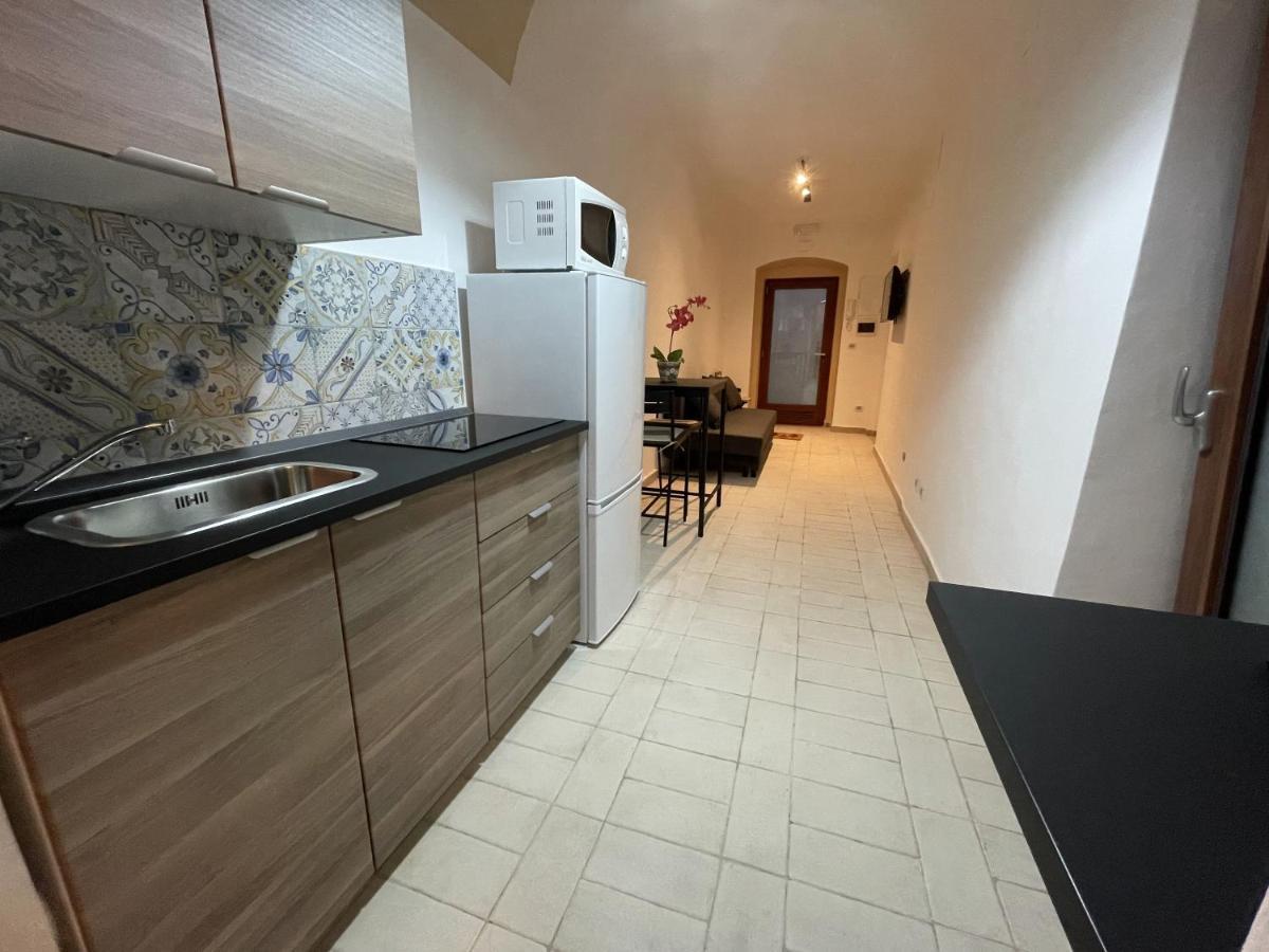 Alex Comfort House Bari Bagian luar foto