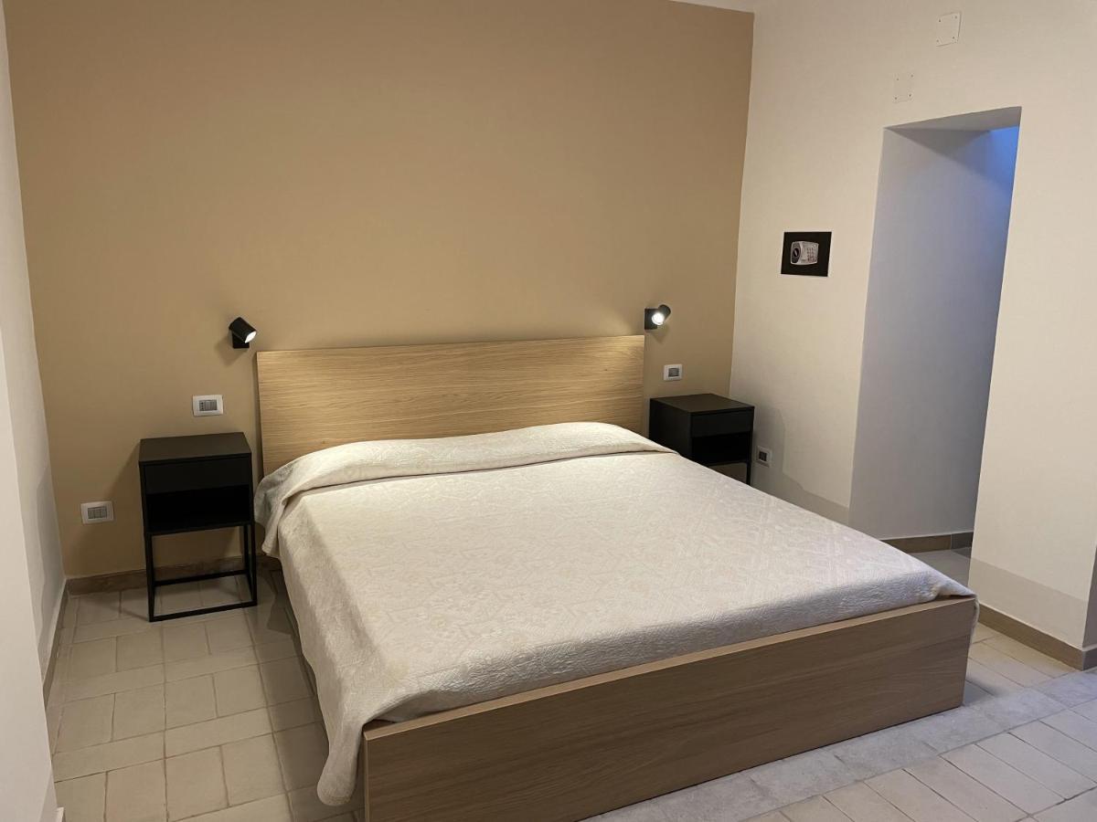 Alex Comfort House Bari Bagian luar foto