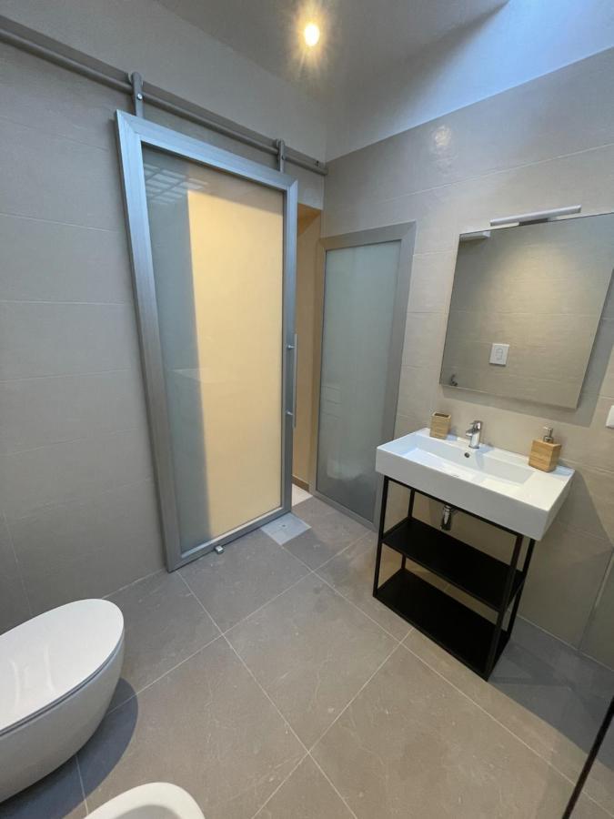 Alex Comfort House Bari Bagian luar foto