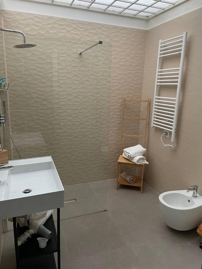 Alex Comfort House Bari Bagian luar foto