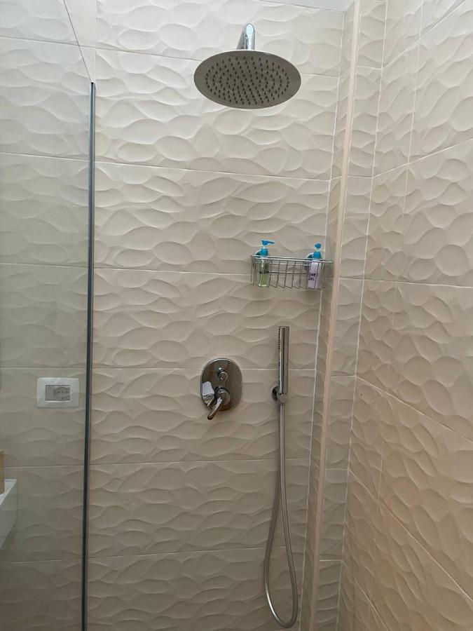 Alex Comfort House Bari Bagian luar foto