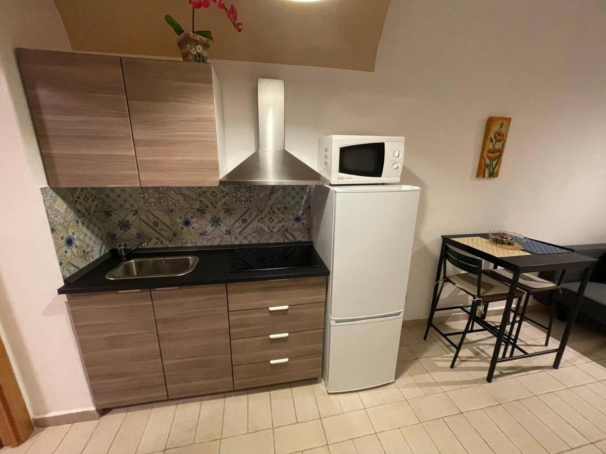 Alex Comfort House Bari Bagian luar foto